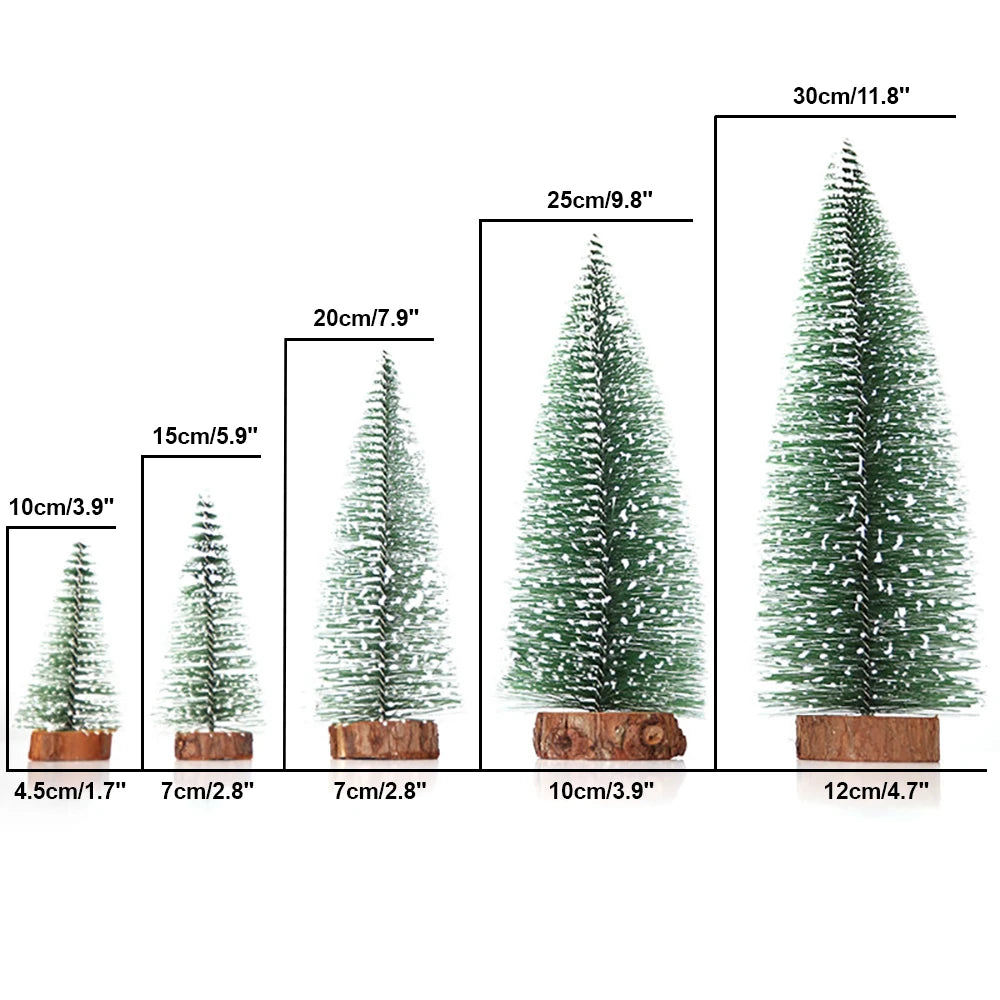 Mini adornos de árbol artificiales.
