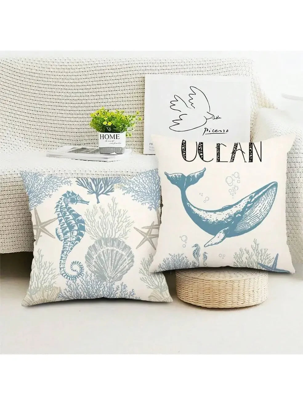 Funda de almohada con tematica marina.