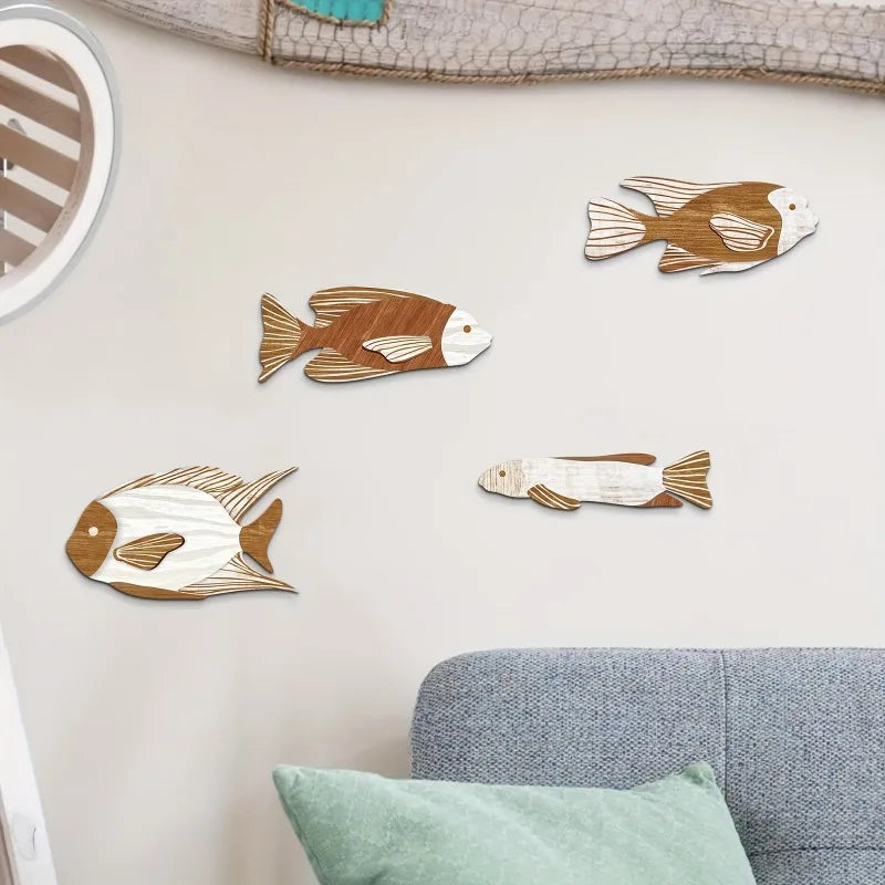 Juego de 4 peces decorativos de pared  de madera y hechos a mano.
