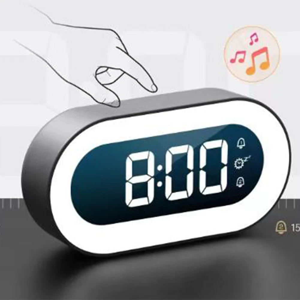 Reloj  despertador  electrónico para el dormitorio.