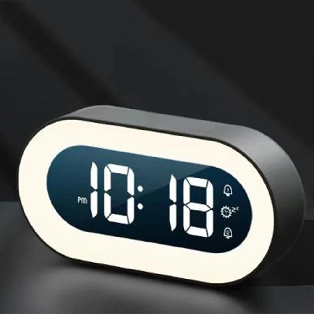 Reloj  despertador  electrónico para el dormitorio.